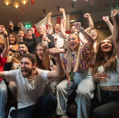 Best Sports Bars in Salford - Royal Sovereign (Salford)