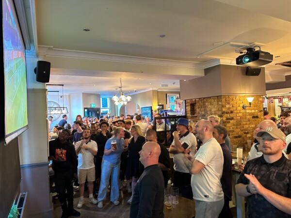 Best Sports Bars in Southend-on-Sea - Old Walnut Tree (Southend-on-Sea)