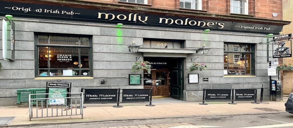 Best Sports Bars in Glasgow - Molly Malone's (Glasgow)