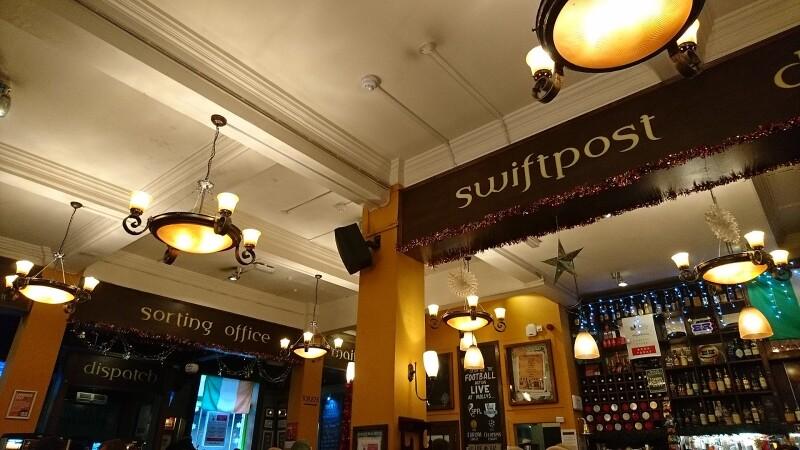 Best Sports Bars in Glasgow - Molly Malone's (Glasgow)