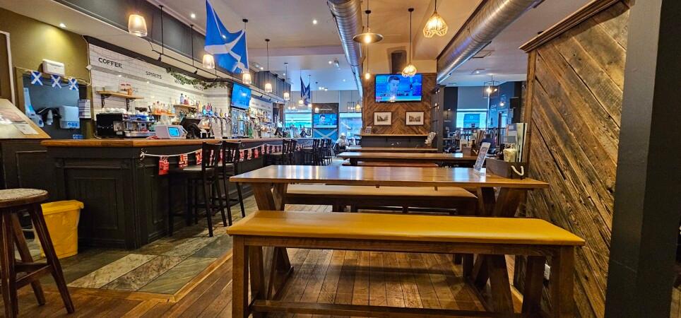Best Sports Bars in Inverness-Shire - Platform 8 (Inverness)