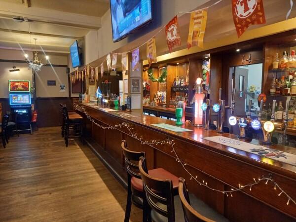 Best Sports Bars in Lanarkshire - Snaffle Bit (Glasgow)
