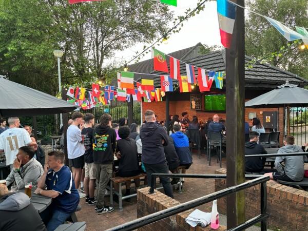 Best Sports Bars in Lanarkshire - Smiddy Inn (Cumbernauld)