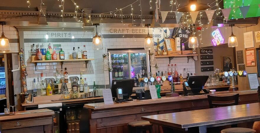 Best Sports Bars in Dunbartonshire - Ardencaple Hotel (Helensburgh)