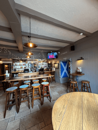 Best Sports Bars in Dunbartonshire - Ardencaple Hotel (Helensburgh)