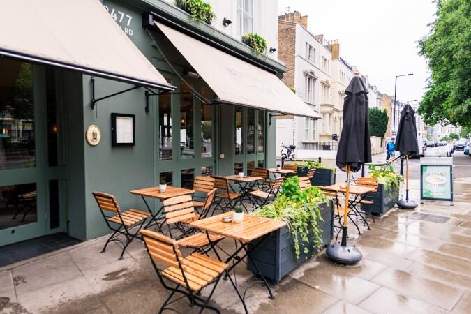 Best Sports Bars in Fulham - Butchers Hook (Fulham)