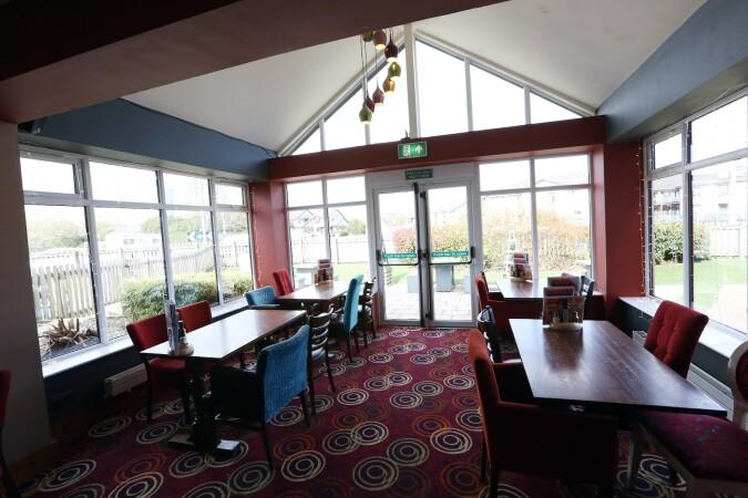 Best Sports Bars in East Kilbride - Oystercatcher (East Kilbride)