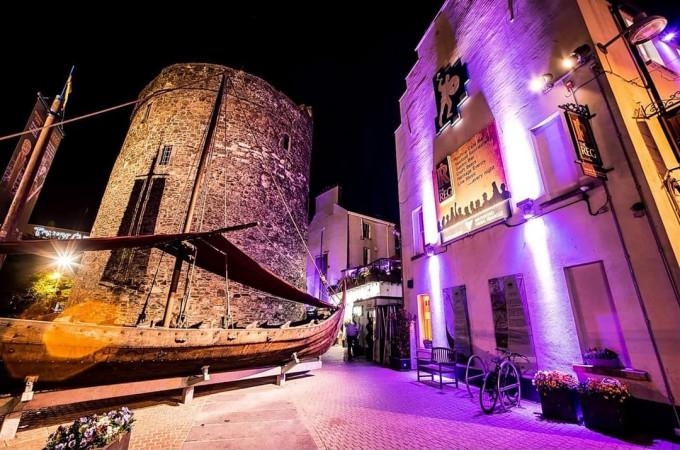 Best Sports Bars in Waterford - The Reg