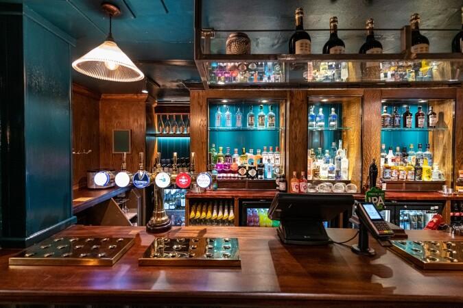 Best Sports Bars in Knightsbridge - Tattersalls Tavern (Knightsbridge)