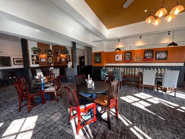 Best Sports Bars in Ipswich - Royal George (Ipswich)