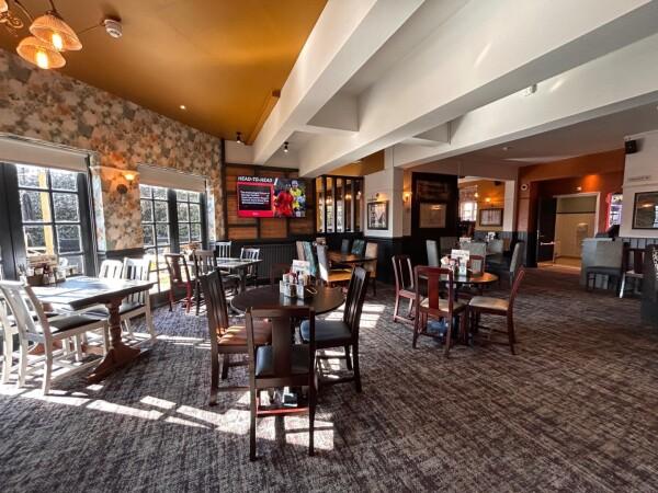 Best Sports Bars in Ipswich - Royal George (Ipswich)