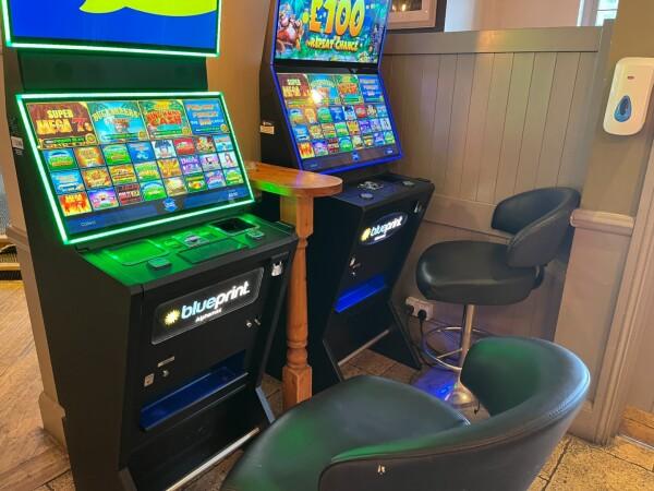 Best Sports Bars in North Lincolnshire - Royal (Scunthorpe)