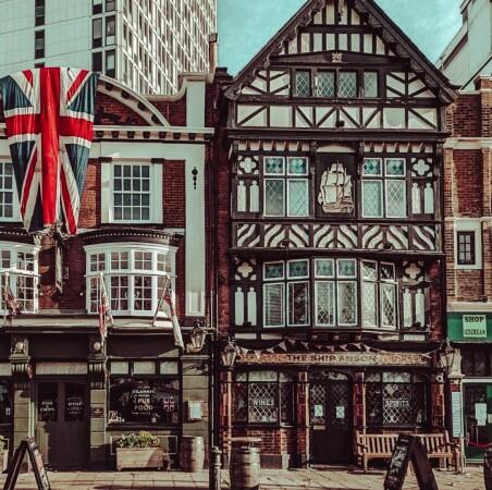 Best Sports Bars in Portsmouth - Ship Anson (Portsmouth)