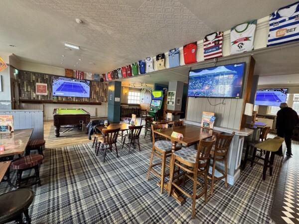 Best Sports Bars in Barrow-in-Furness - Victoria (Barrow-In-Furness)