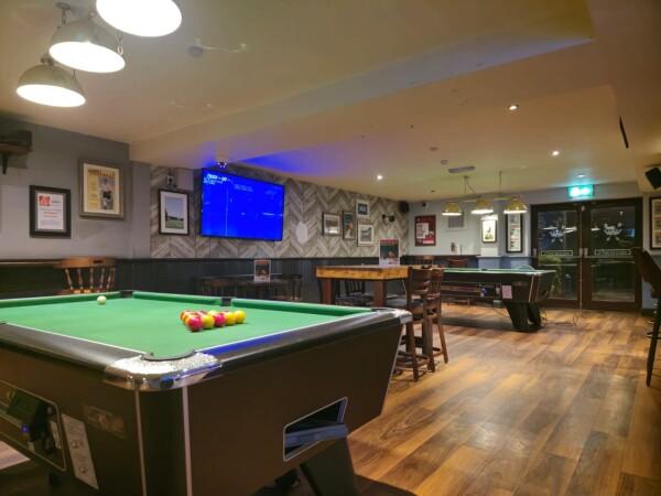 Les Meilleurs Bars à Portsmouth - Farmhouse (Portsmouth)