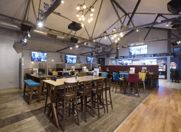 Best Sports Bars in Inverness-Shire - Auctioneer's (Inverness)