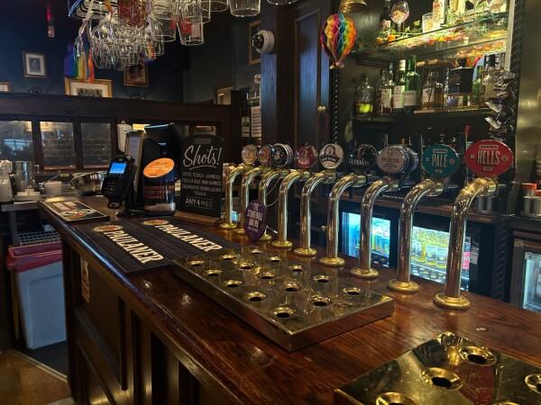 Best Sports Bars in London - Princess of Wales