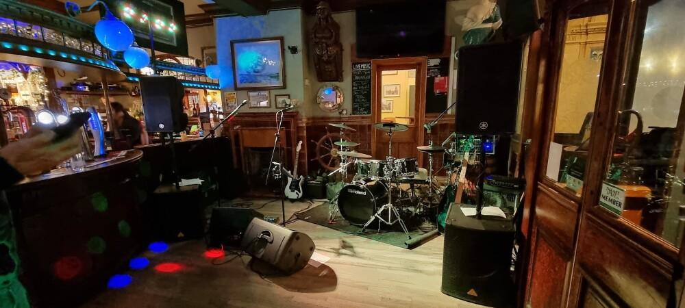 Best Sports Bars in Ramsgate - Queens Head