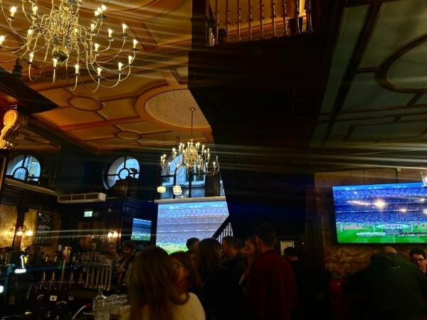 Best Sports Bars in London - The Counting House