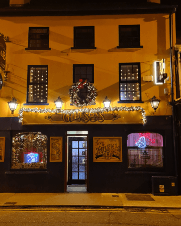 Best Sports Bars in Tipperary - Gleeson's Pub