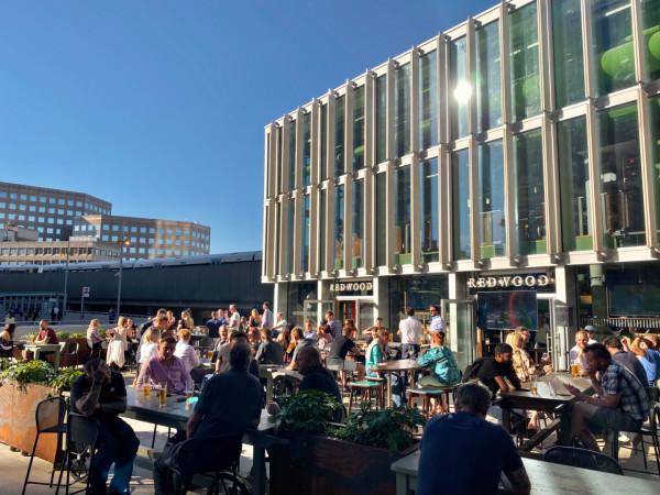 Best Sports Bars in London - Redwood