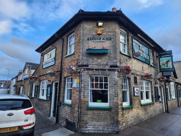 Best Sports Bars in Chelmsford - The Woolpack