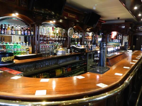 Best Sports Bars in Dublin - Grainger's The Manor Inn