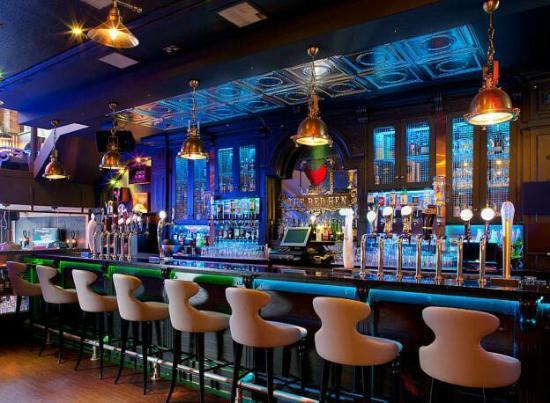 Best Sports Bars in Limerick - The Red Hen Bar