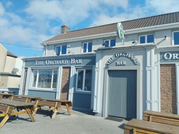 Best Sports Bars in Cork - The Orchard Bar and Squash Club