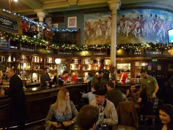 Best Sports Bars in London Bridge - Barrow Boy and Banker