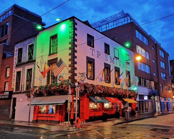 Best Sports Bars in Dublin - TP Smiths