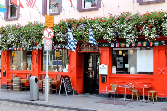 Best Sports Bars in Dublin - TP Smiths