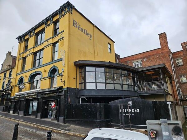 Best Sports Bars in Londonderry - The Bentley Bar