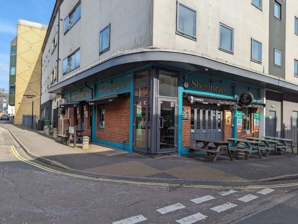Best Sports Bars in Southampton - Shenanigans Irish Sports Bar
