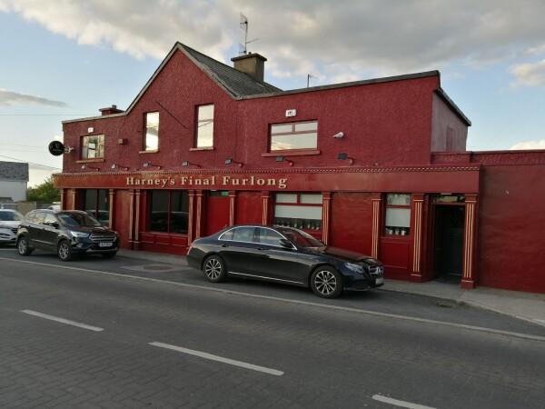 Best Sports Bars in Tipperary - Harney’s Final Furlong
