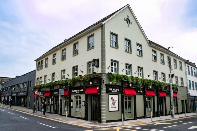 Best Sports Bars in Galway - Blakes Bar