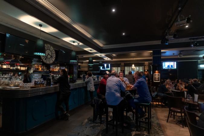 Best Sports Bars in Melbourne - Morris House