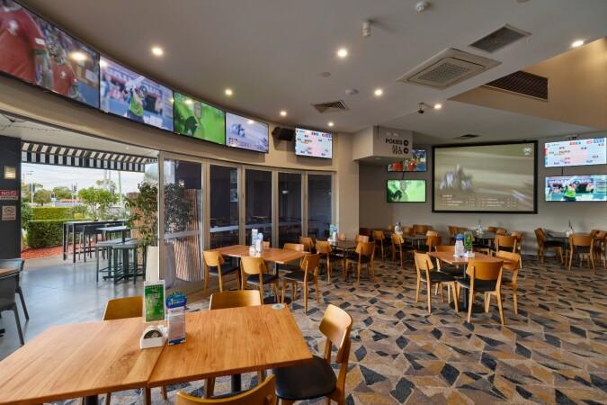 Best Sports Bars in Southport - Ferry Road Tavern