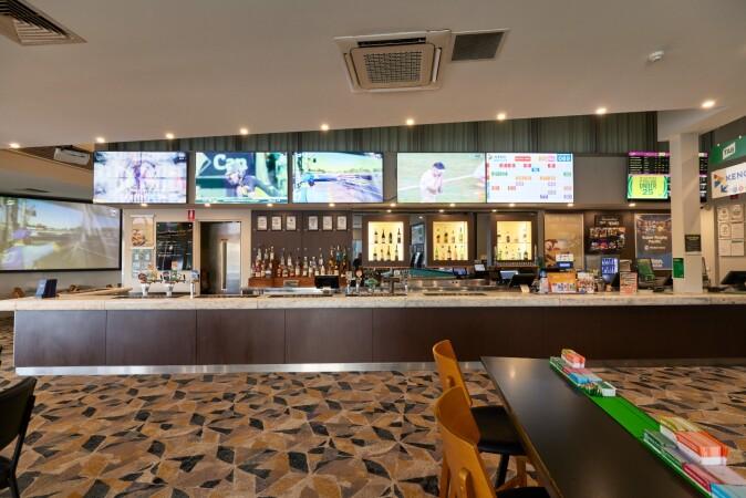 Best Sports Bars in Southport - Ferry Road Tavern