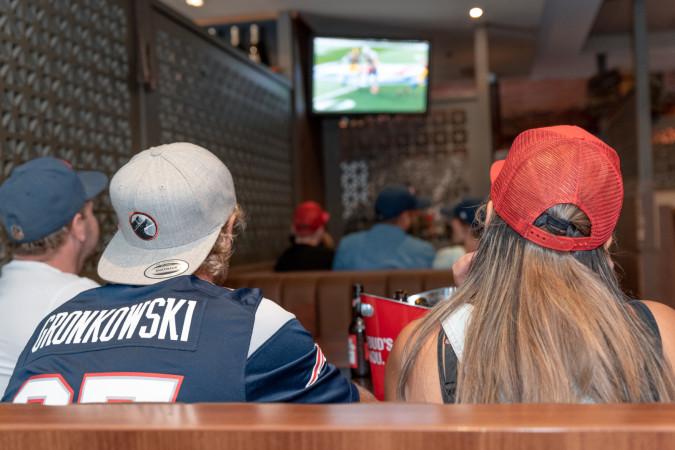 Best Sports Bars in Melbourne - The Wharf Hotel