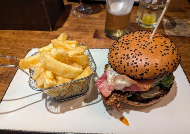 Best Sports Bars in Enniskillen - Pat's Bar