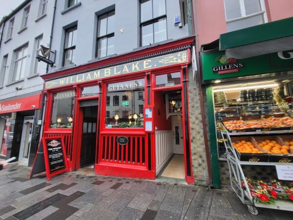 Best Sports Bars in Enniskillen - The Hollow