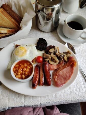 Best Sports Bars in Enniskillen - The Fiddlestone