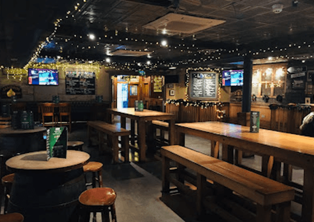 Best Sports Bars in Edinburgh - Finnegans Wake Edinburgh