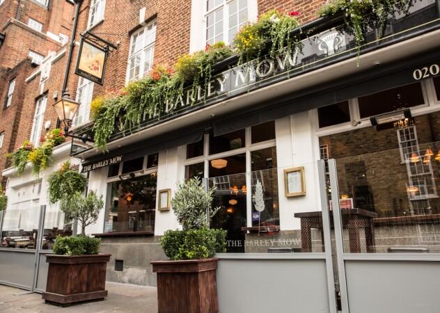 Best Sports Bars in Westminster - Barley Mow