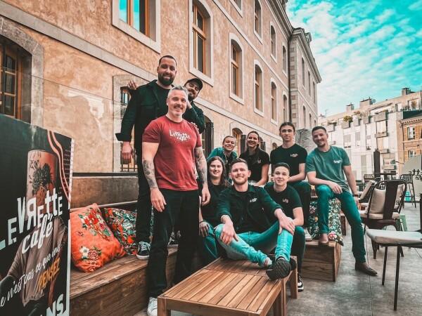 Les Meilleurs Bars à LE MANS - LevЯette Café Le Mans