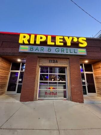 Best Sports Bars in Tulsa - Ripleys Bar & Grill
