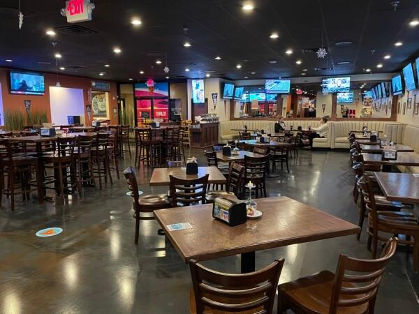 Best Sports Bars in Virginia Beach - Chicho's Pizza Little Neck