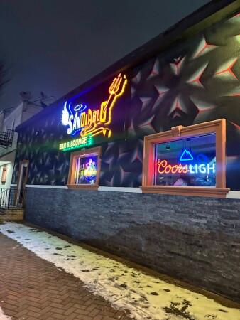 Best Sports Bars in Newark - San Diablo Lounge