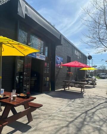 Best Sports Bars in Queens - MURPHY'S SPORTS BAR